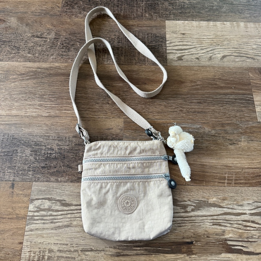Kipling multi pocket crossbody bag with keychain